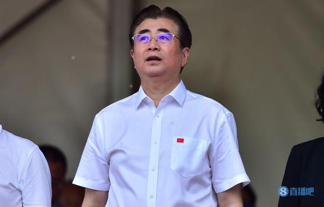 不让我断奶他天早上要吃奶正常吗